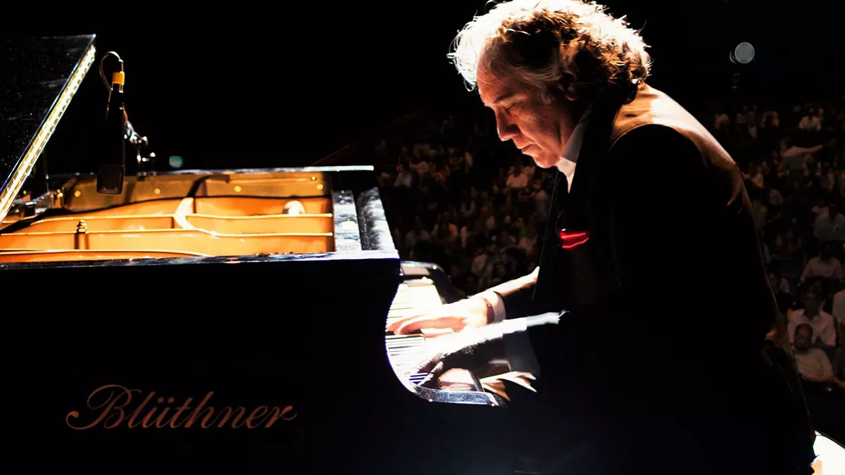 Musical maestro Ovidio De Ferrari performance on February 17