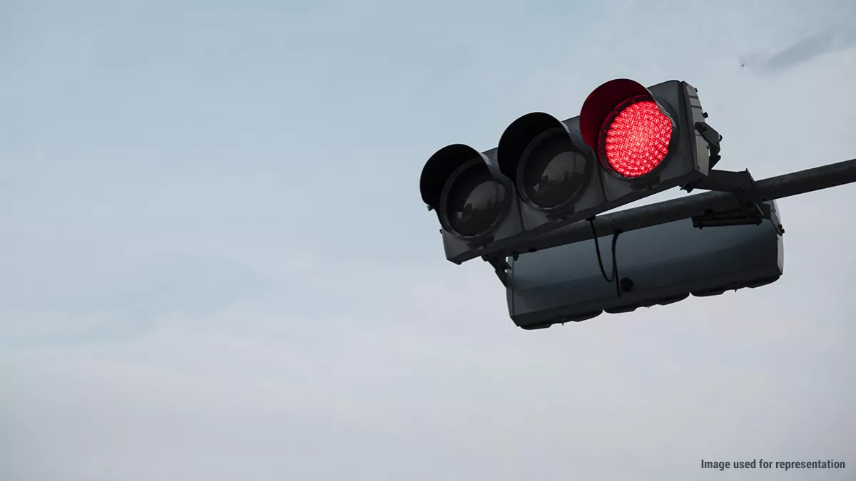 Strict fines for red light violations in the UAE – black points and vehicle impoundment