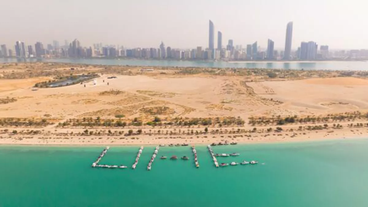 UAE sets new world record for creating the largest word formed with boats