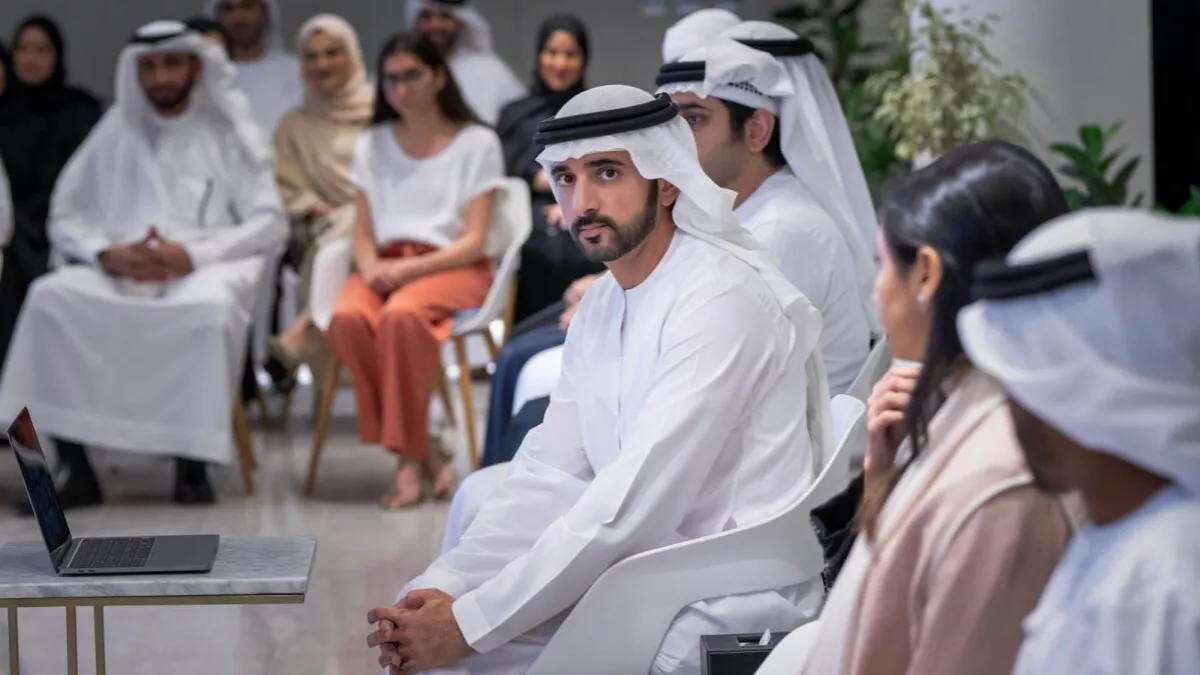 Dubai Crown Prince issued directives to offer top-performing high school pupils financial rewards 