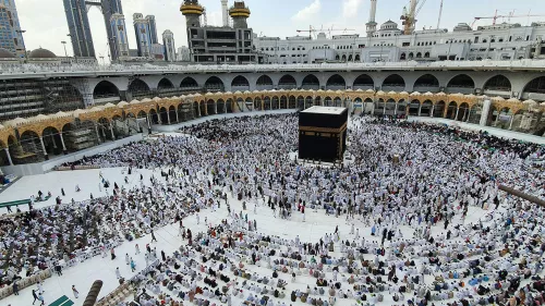 Operators cannot receive applications or requests for Haj or Umrah without prior approval from General Authority of Islamic Affairs and Endowments