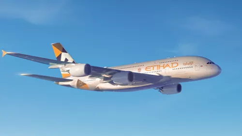 Etihad Airways has launched an automated online chat feature that guides customers 